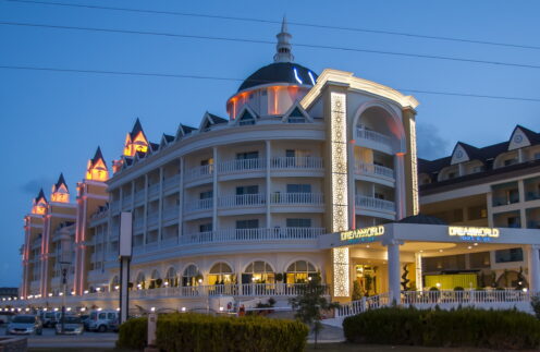 Dream World Resort