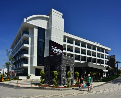 SEADEN VALENTINE RESORT & SPA